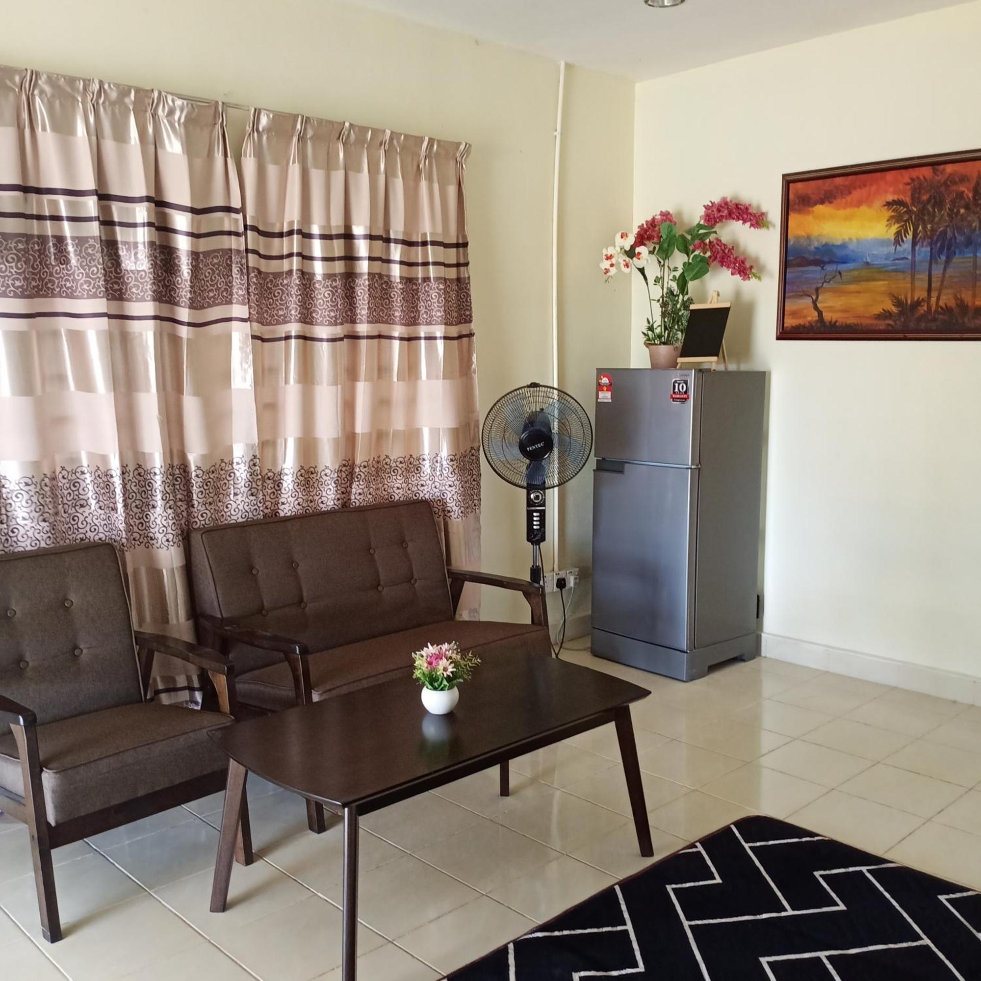 Villa Tempoyak Homestay Pantai Cenang  Phòng bức ảnh