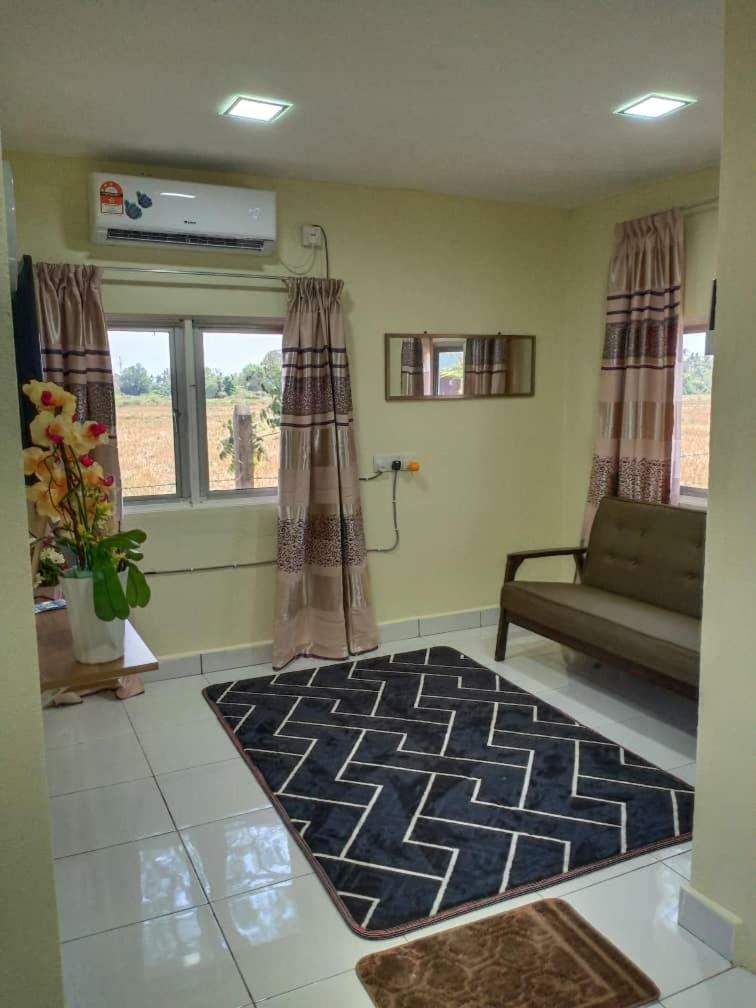 Villa Tempoyak Homestay Pantai Cenang  Ngoại thất bức ảnh